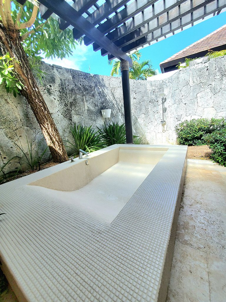 Espectacular Villa Tropical de 2 hab/ con Piscina Privada y