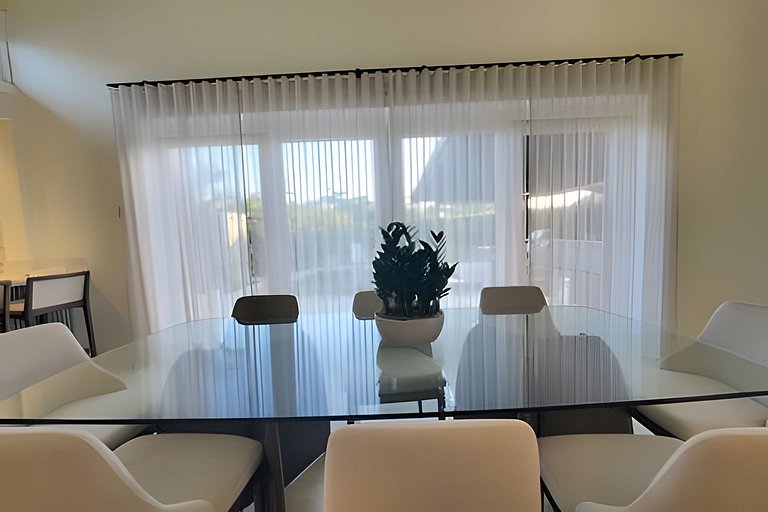 Stylish private 4 Bdr Villa w/ Pool and Jacuzzi