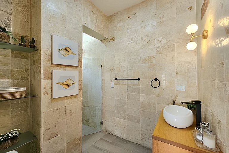 GV 2511 · Spectacular Private 4Bdr Villa