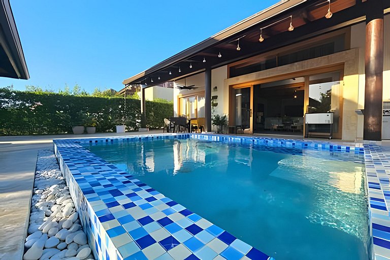 GV 2511 · Spectacular Private 4Bdr Villa