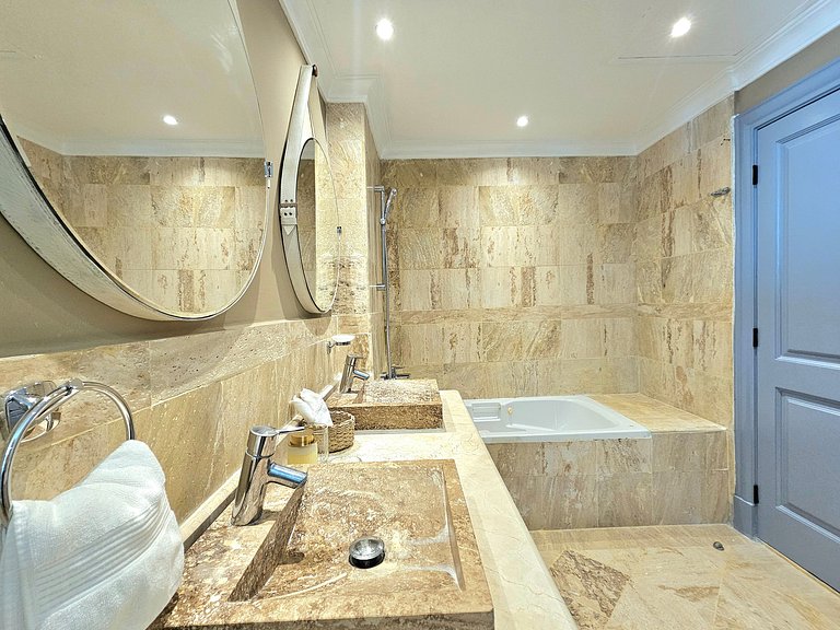 Lujoso Apto. 1Hab. con vista a la Marina Cap Cana